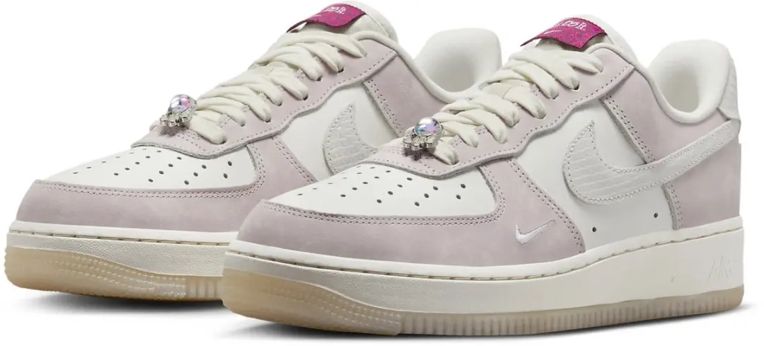 Nike Air Force 1 '07 LX 'Chinees Nieuwjaar 2024' maat 38.5