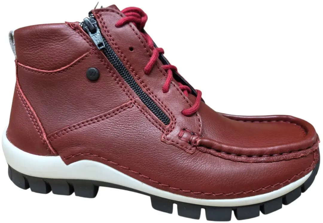 Wolky 0474030 553 Veterschoenen Rood Leer Dames