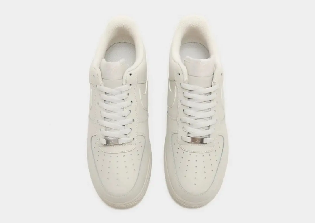 Nike Air Force 1 '07 Light Bone Sneakers - Maat 44.5