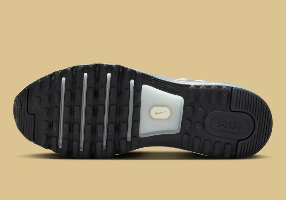 Nike Air Max 2013 Sneakers - 44 - Zilver Metallic - afbeelding 4 van 6