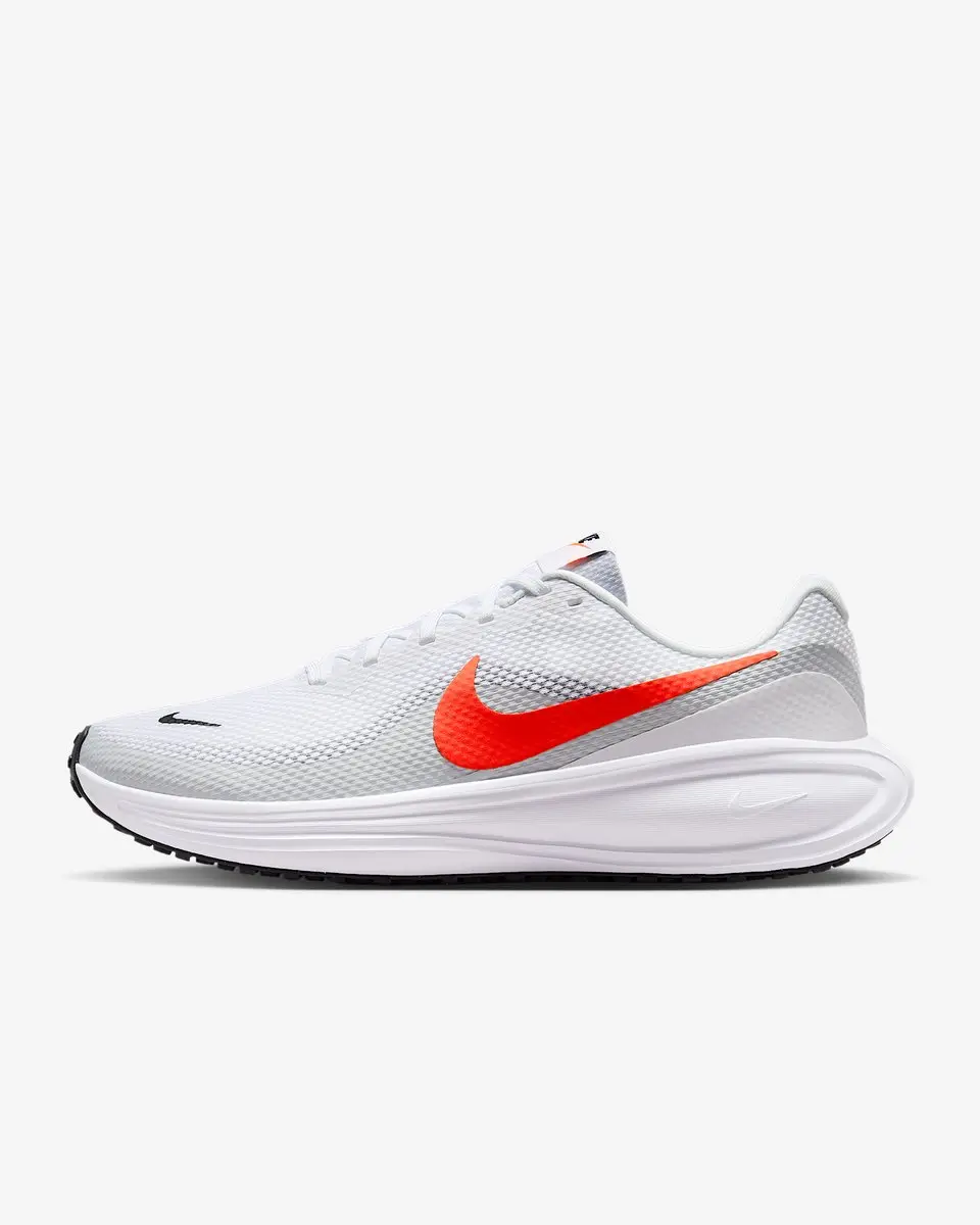 Nike Revolution 8