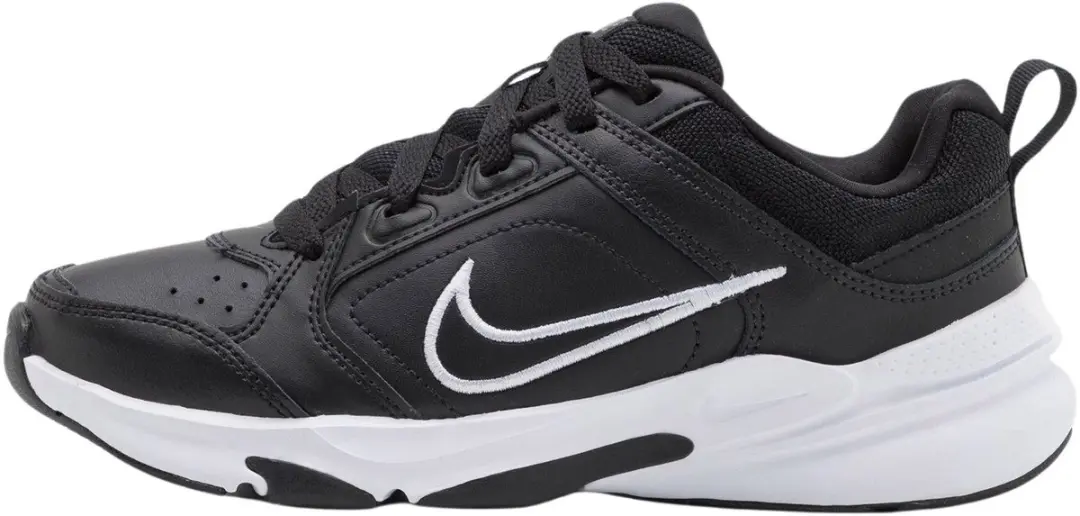 Nike Defy All Day Sportschoenen 42 - Zwart
