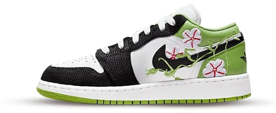 Air Jordan 1 Low SE, 4.5Y