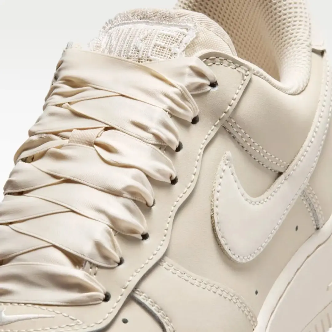 Nike Air Force 1 Low Retro Premium - Oatmeal Pale Ivory - Maat 40