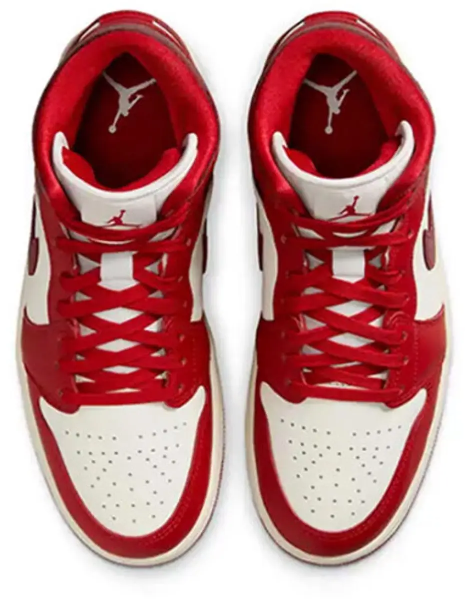 Jordan Air Jordan 1 Mid Se Sneakers - Maat 40 - Rood/Wit