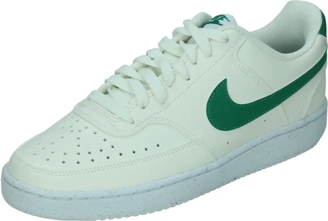 Nike court vision low next nature in de kleur wit.