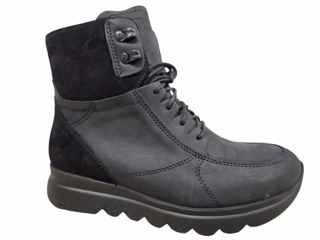 Wolky 0213512 000 Veterschoenen Zwart Nubuck Dames