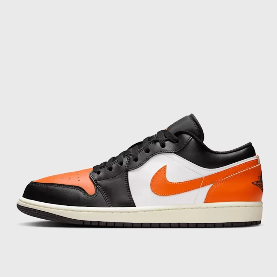 Jordan 1 Low Maat 41 Oranje Wit Zwart