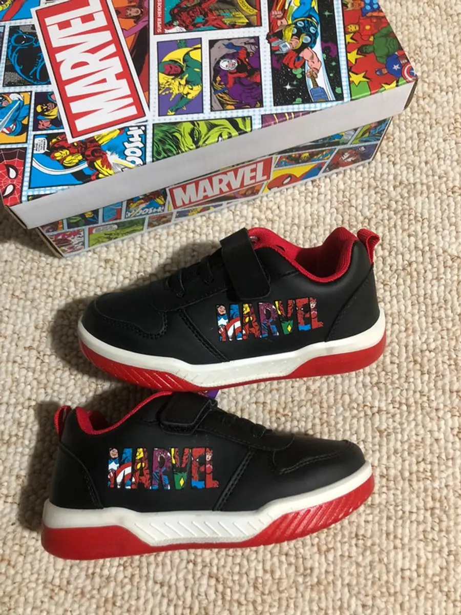 Sneakers Marvel