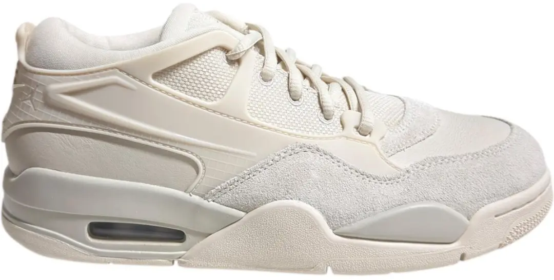 Jordan Air Jordan 4 RM Dames Sneakers - Maat 41 Beige