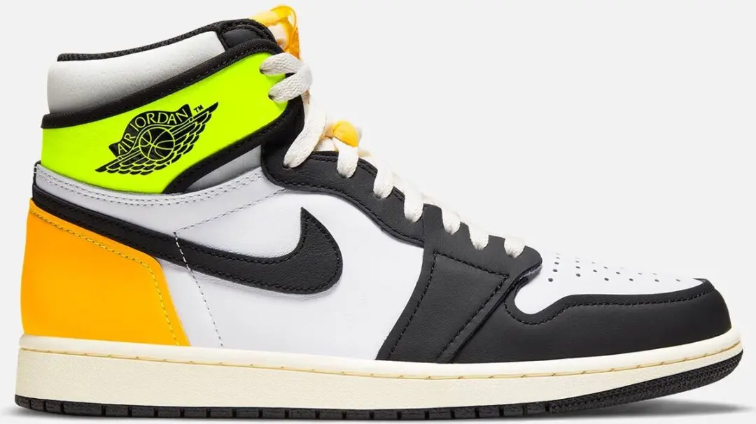 Nike Air Jordan 1 Retro High OG, White/Black-Volt, 555088 118, EUR 45