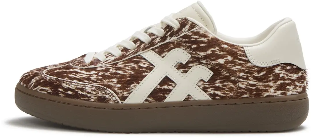FitFlop The Dash FF Pony Cow T-Toe Trainers