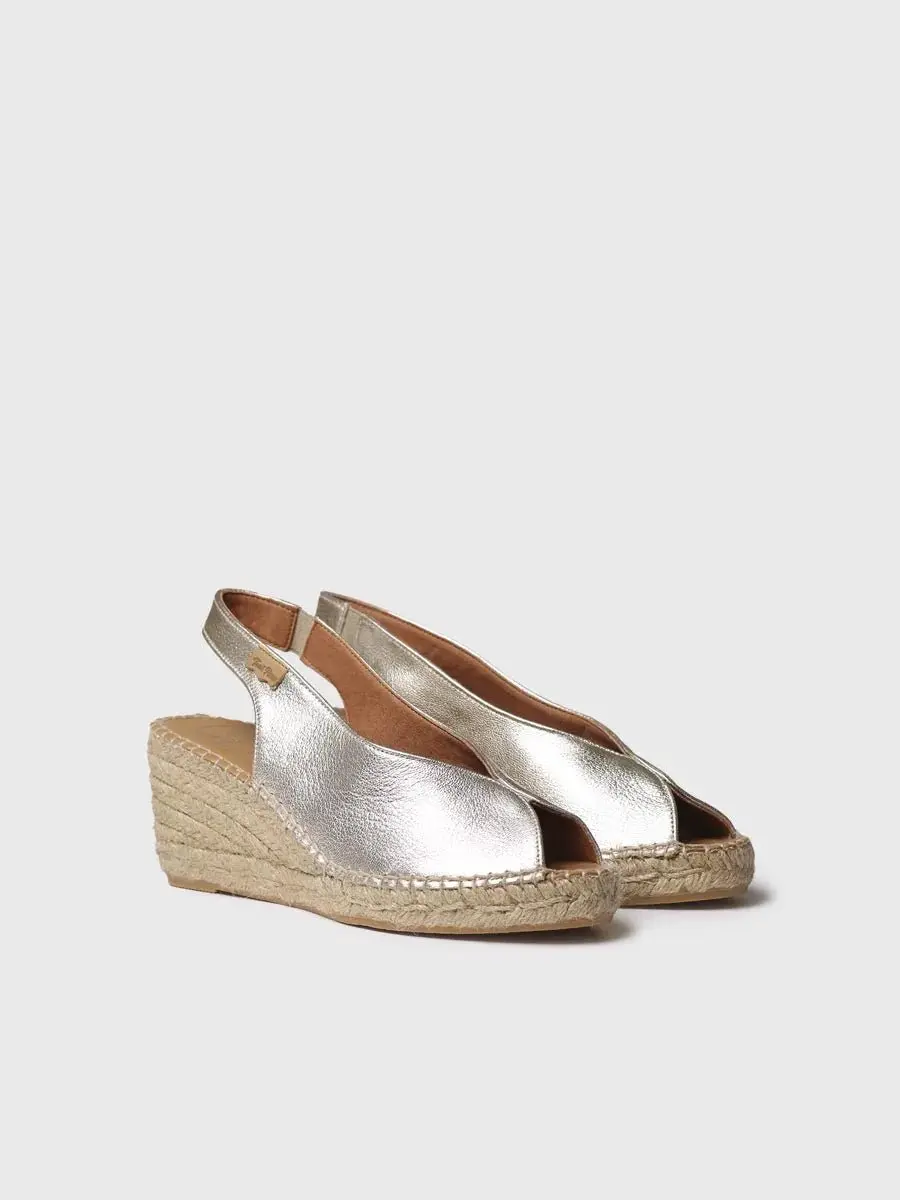 Espadrille met peeptoe-sleehak