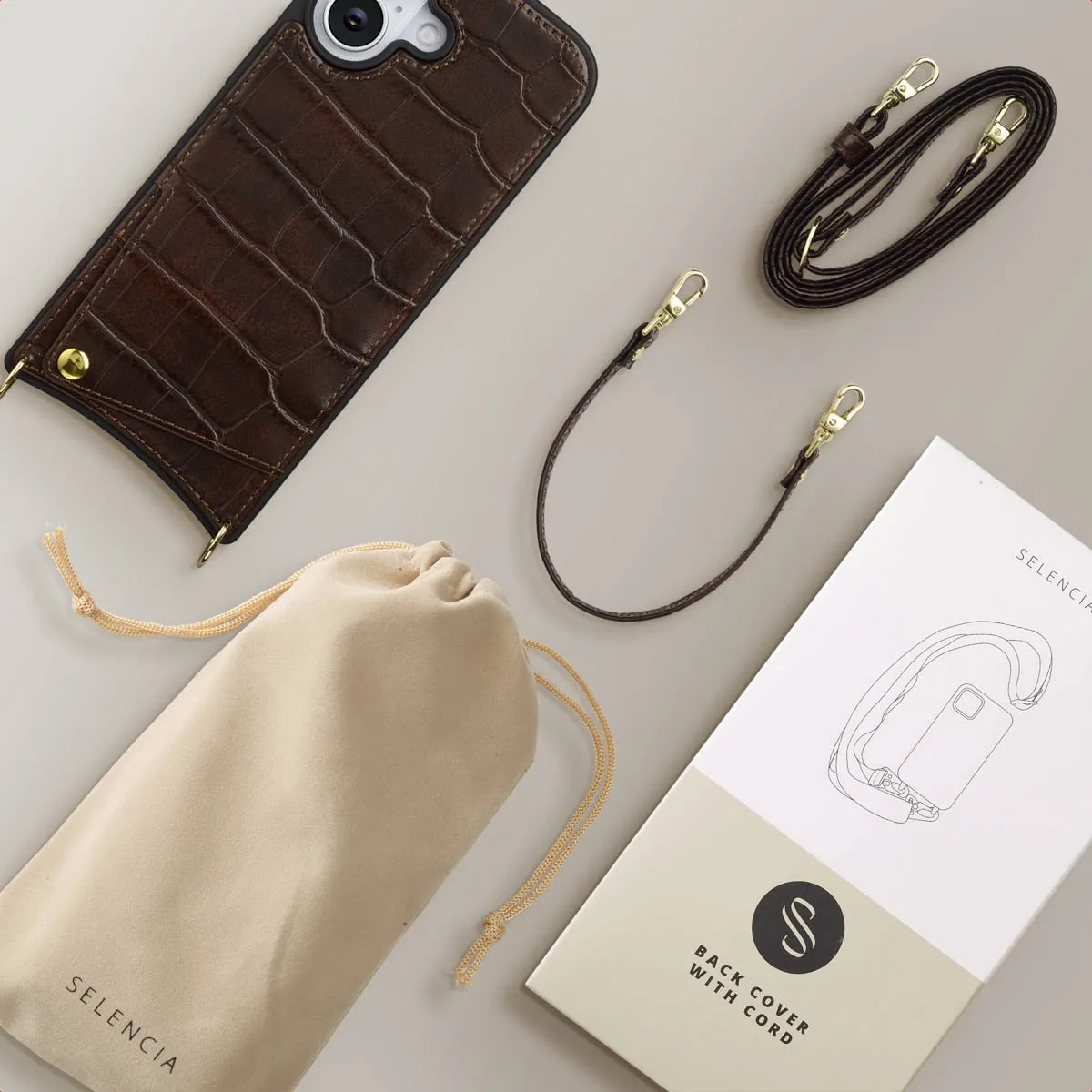 Selencia Hoesje iPhone 17 Croco Choco Brown - 2 Pasjes