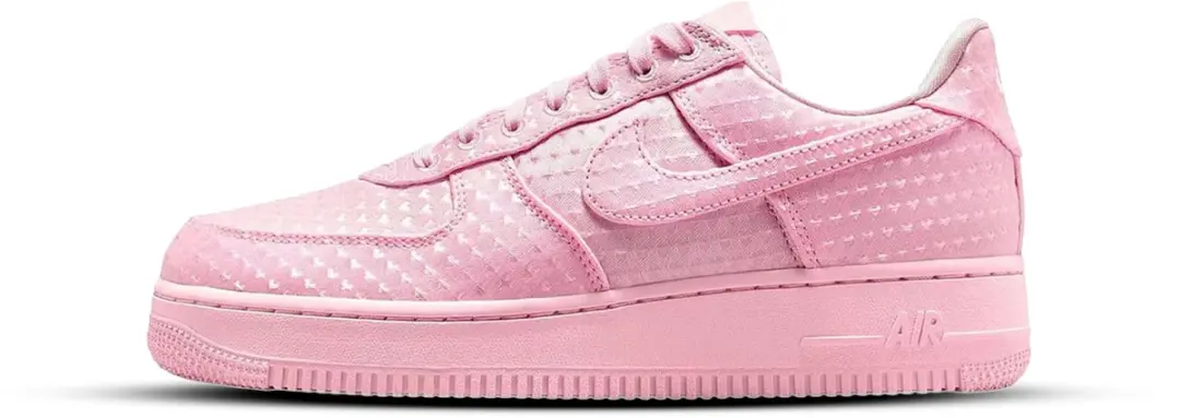 Nike Air Force 1 Low 'Valentine's Day Pink' (2026) maat 37.5.