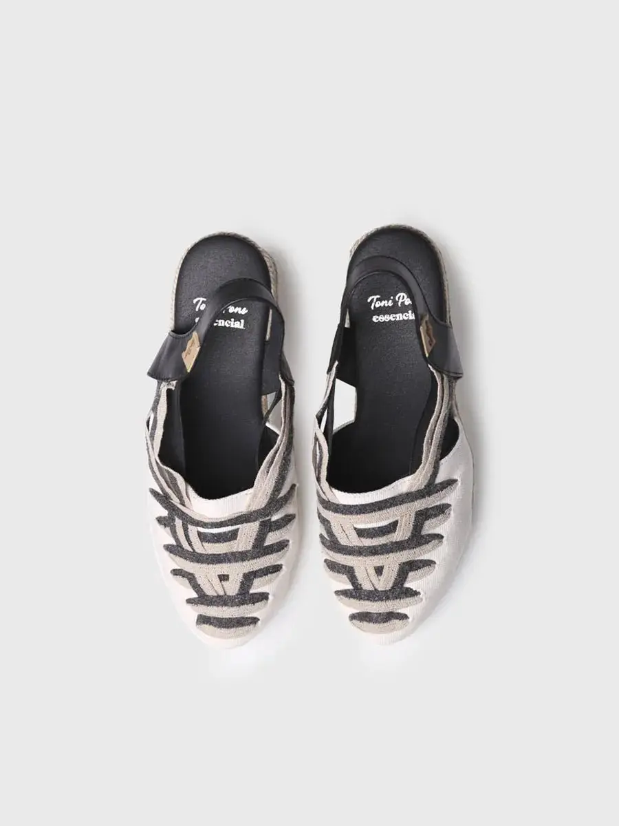 Espadrilles met sleehak en veters