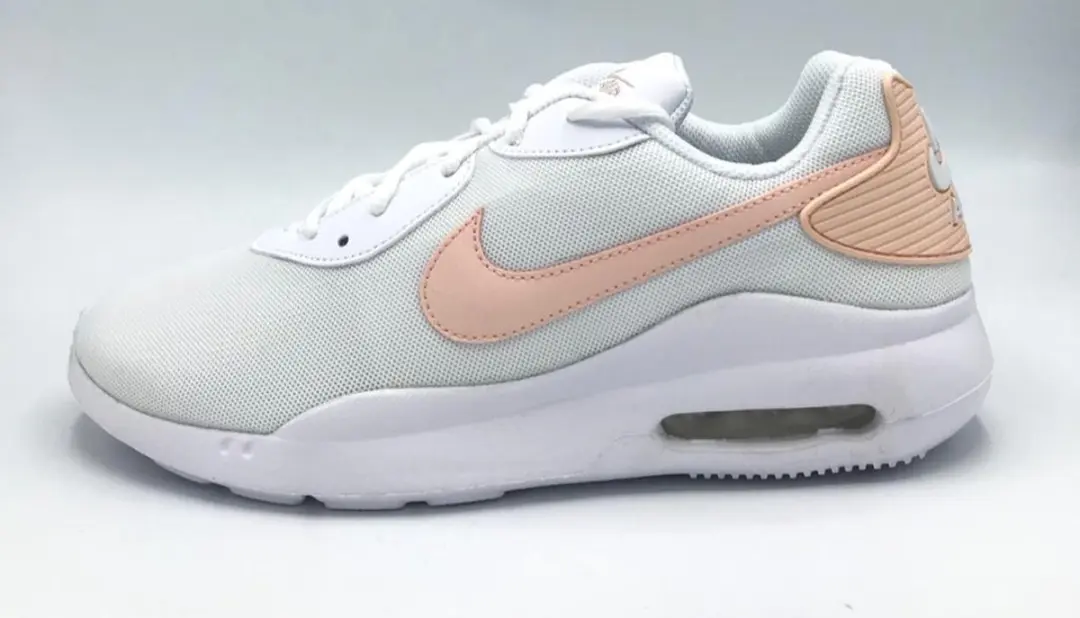 Nike Nike Air Max Oketo ES1 Sneaker Dames Maat 37,5