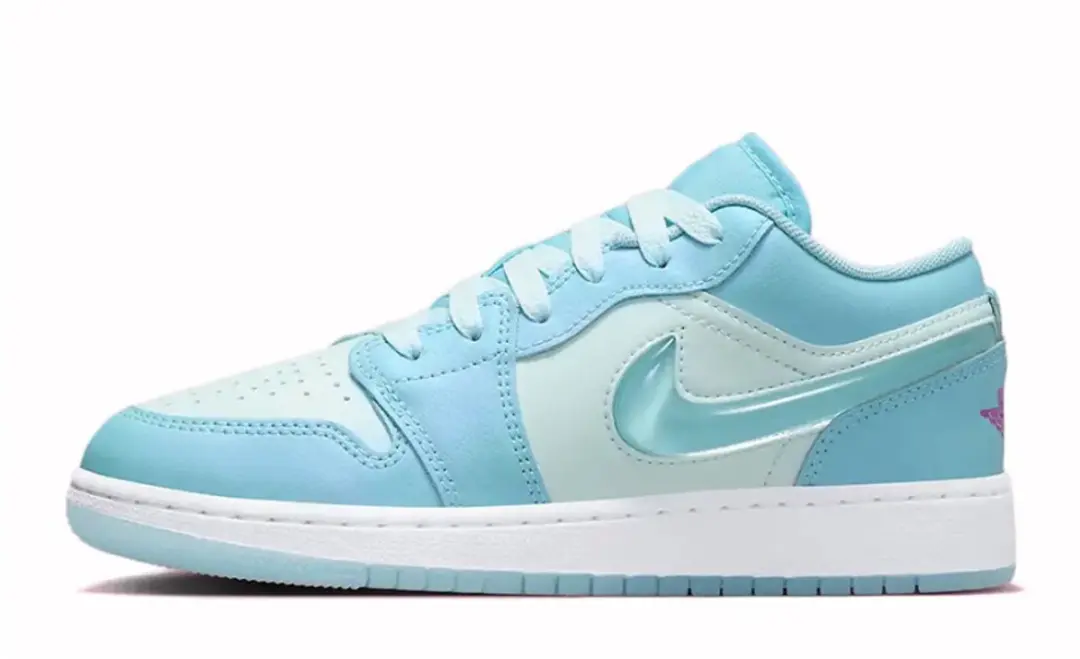 Air Jordan 1 Low SE GS 'Aquarius Blue' maat 39