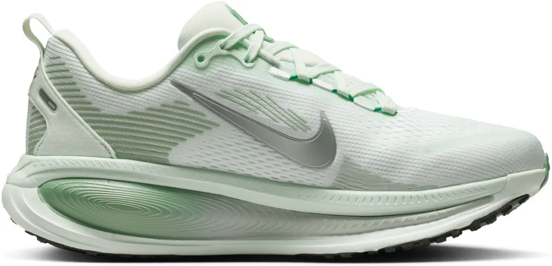 NIKE VOMERO 18 37,5