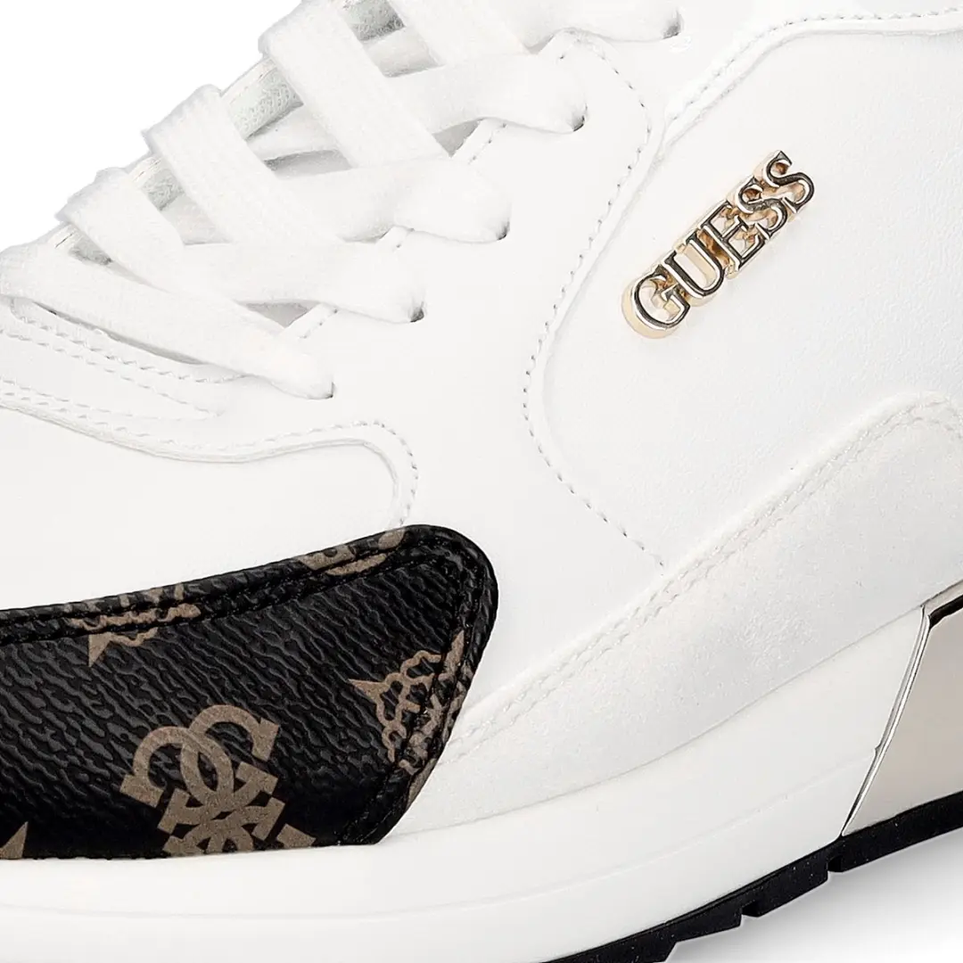 GUESS Moxea Active Lady Dames Sneaker 40 - Wit/Goud