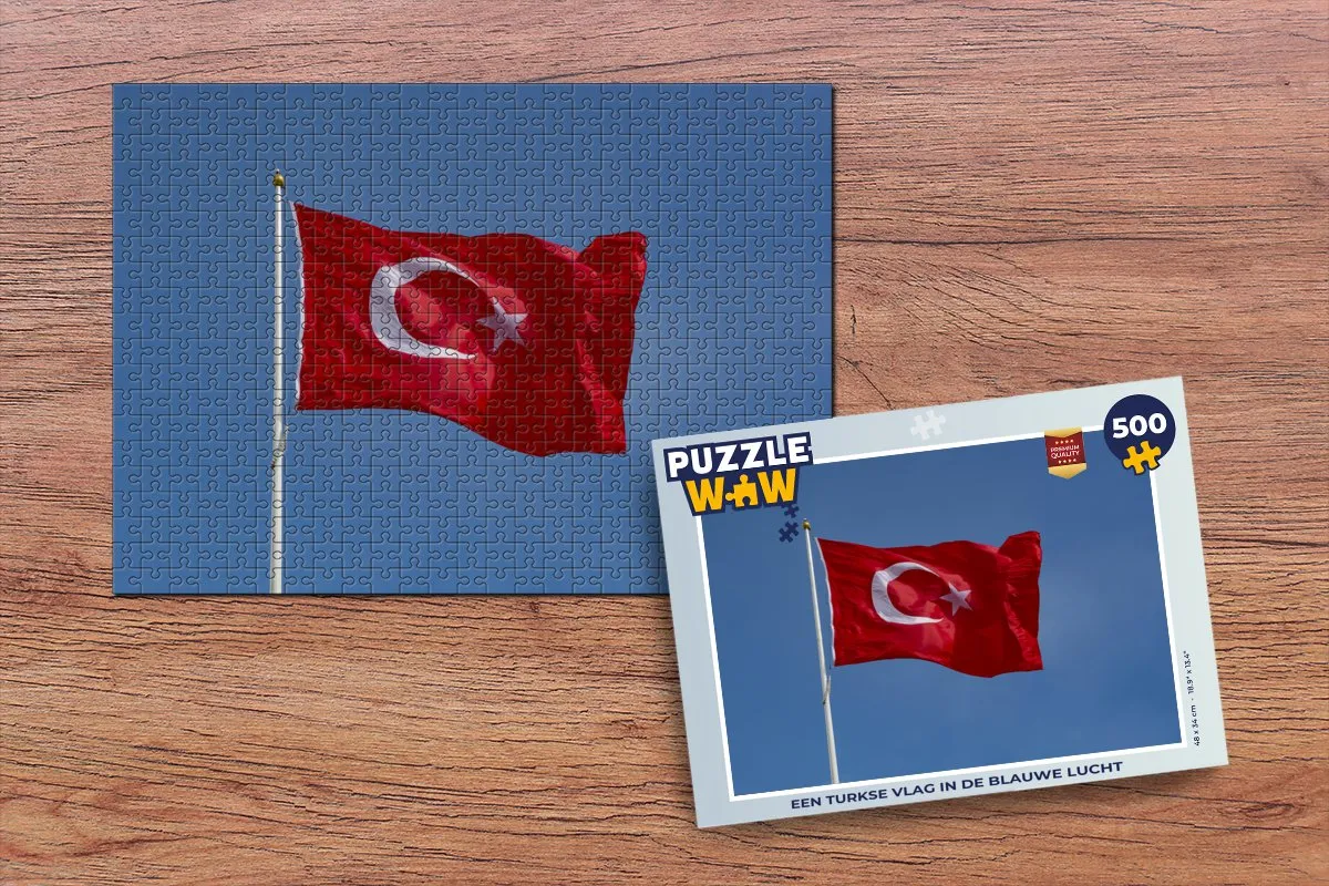 PuzzleWow Turkse Vlag in Blauwe Lucht Legpuzzel 500 Stuks - Multicolor