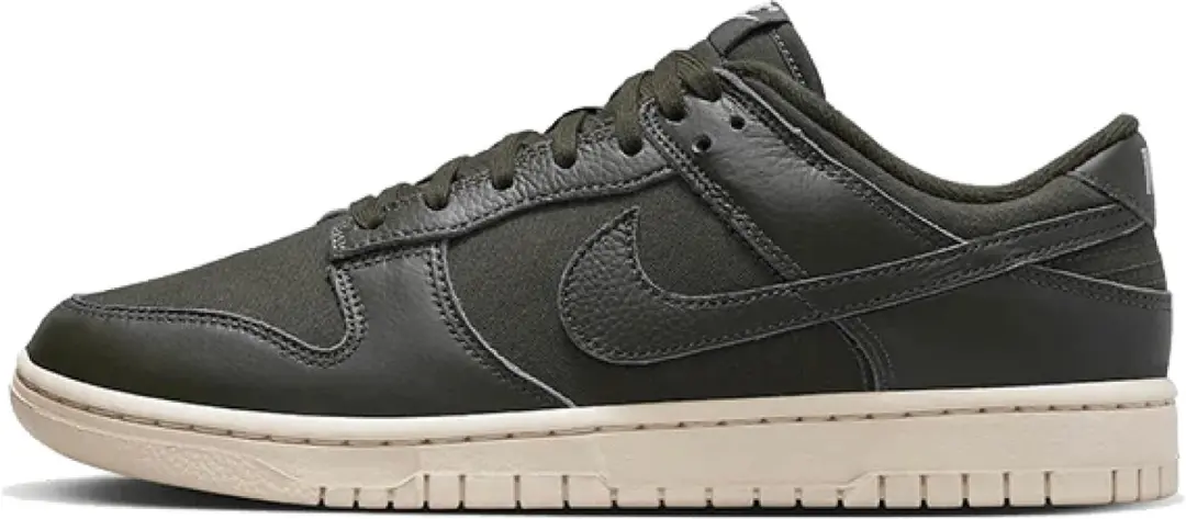 Nike Dunk Low Premium 'Sequoia' maat 41.