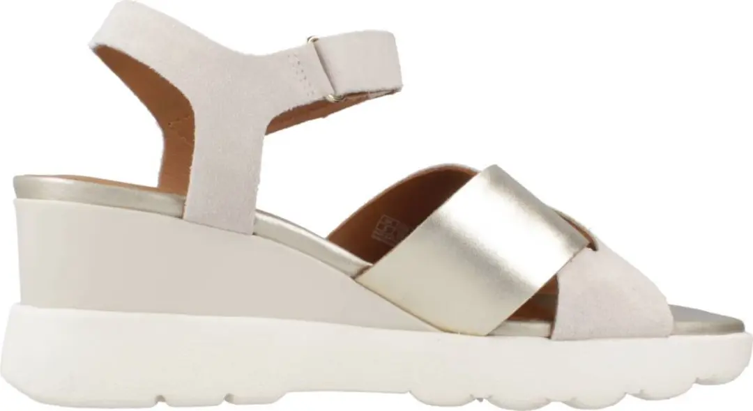 GEOX D SPHERICA EC6 C Beige 38 EU