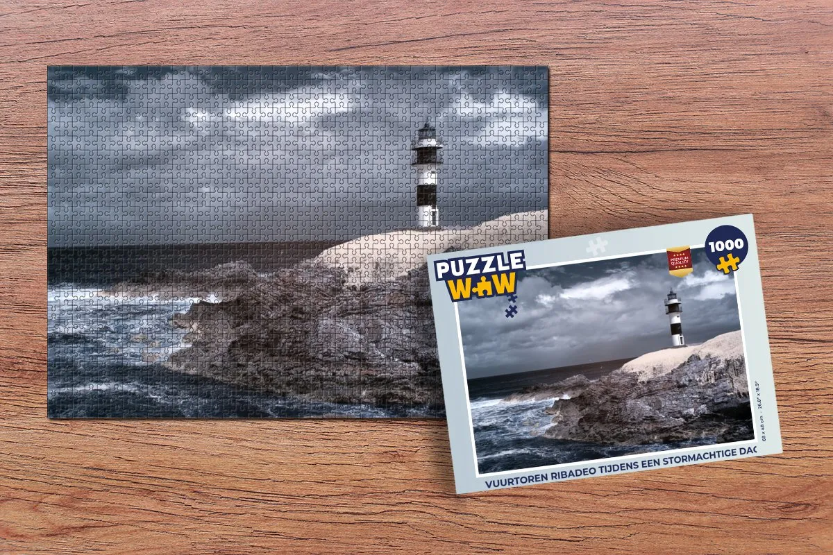 PuzzleWow Vuurtoren Ribadeo Stormachtige Dag Legpuzzel 1000 Stuks - Multicolor