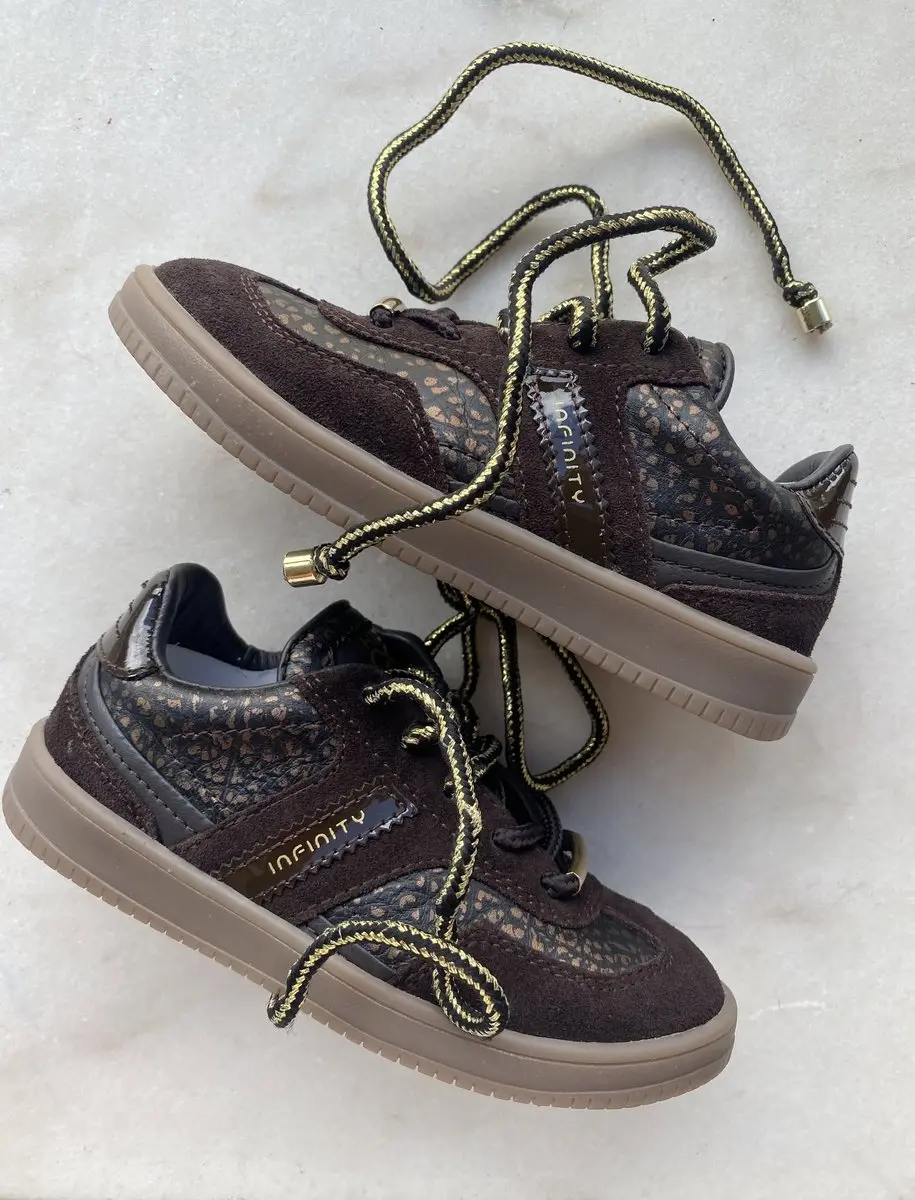 Hip sneaker leopard maat 39