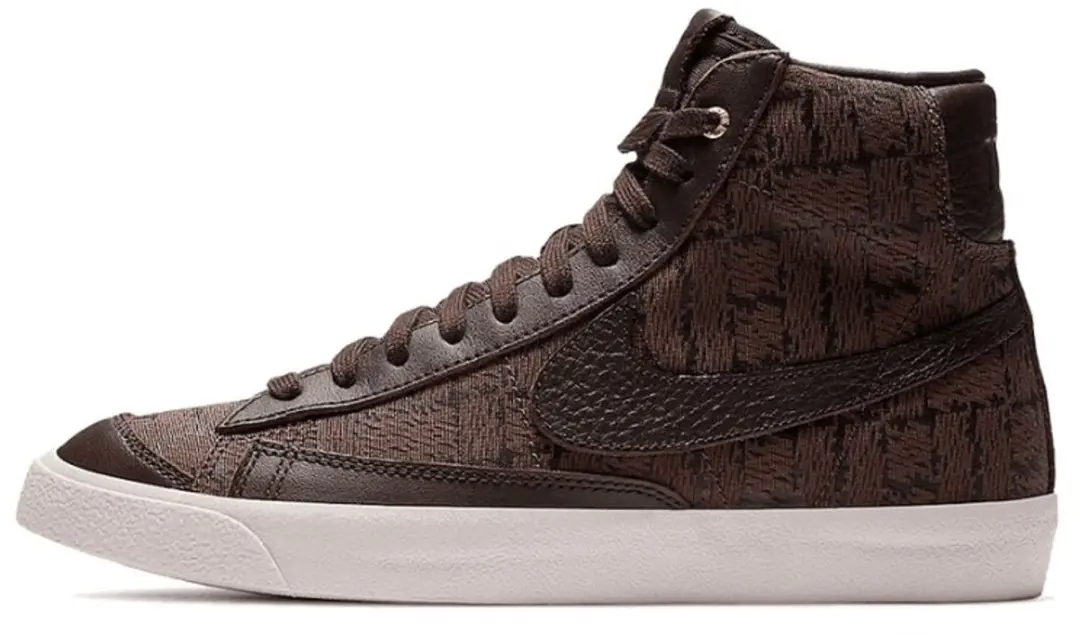 Nike Blazer Mid VNTG '77