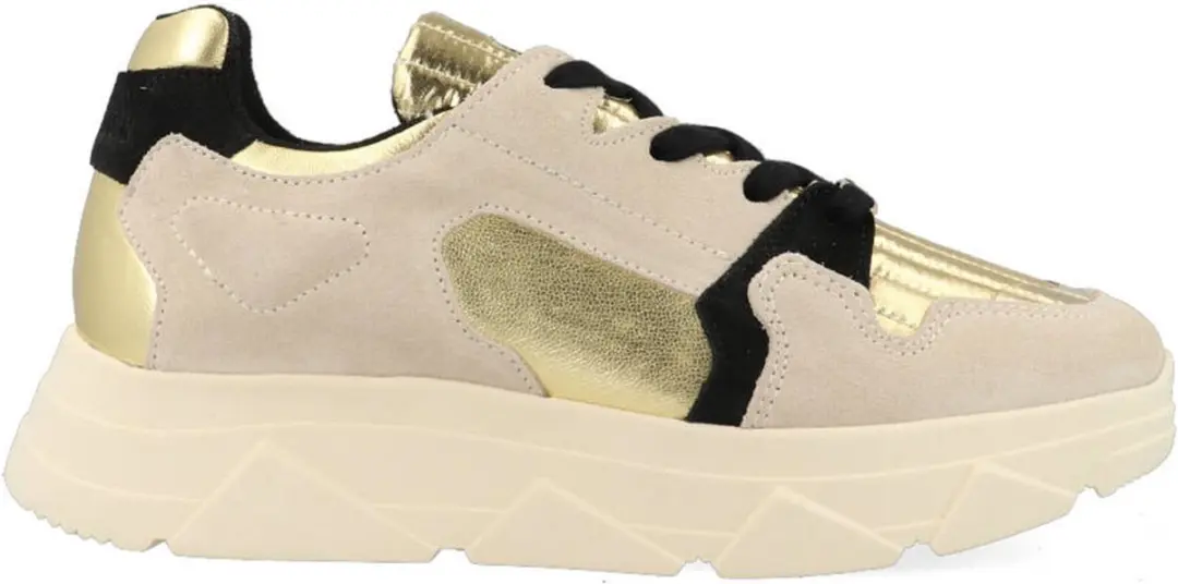 Poppy Sneaker