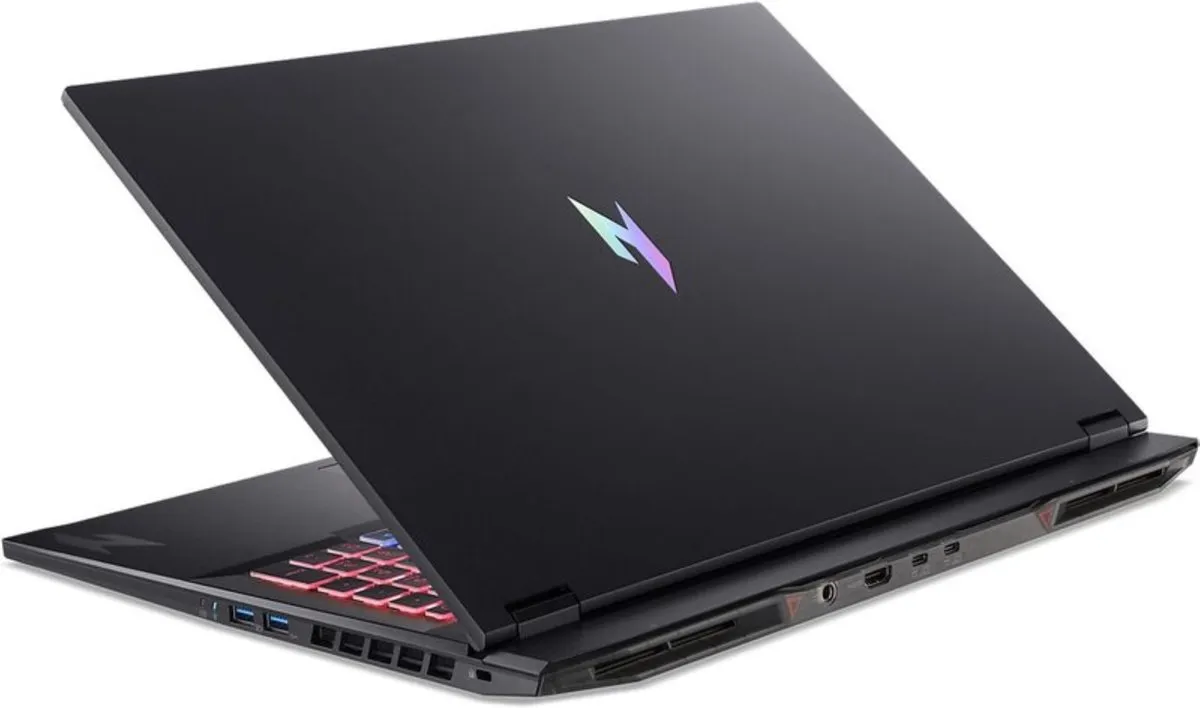 Acer Nitro 18 AI AN18-61-R0NJ Gaming Laptop - 18" 165Hz RTX 5070Ti