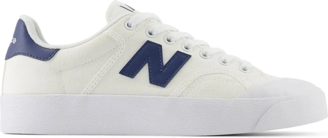 New Balance 100 Unisex Sneakers