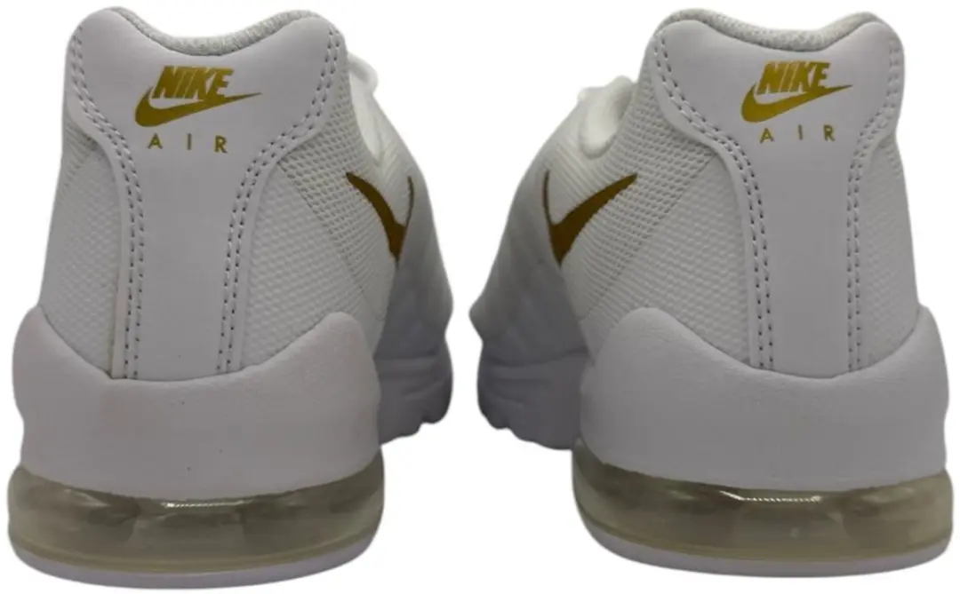 Nike Air max invigor gs maat 37,5