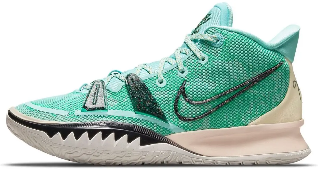 Nike Kyrie 7