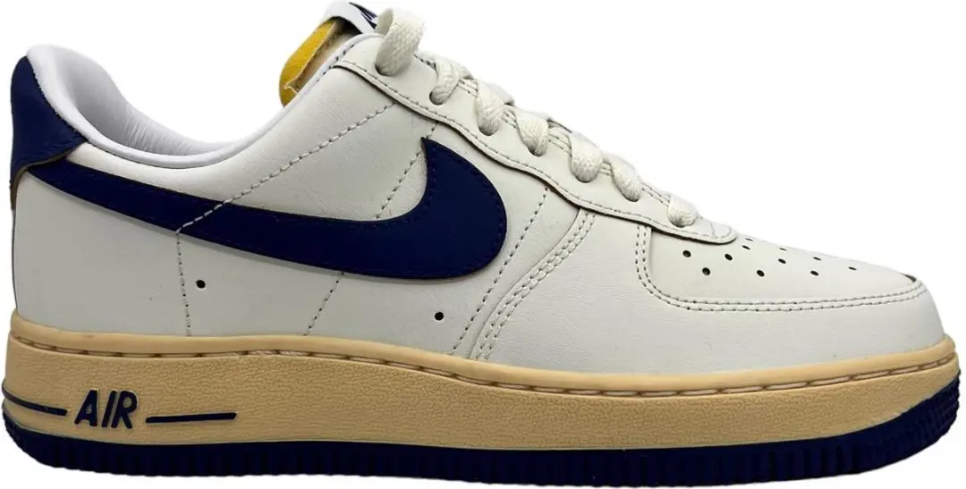Nike WMNS Nike Air Force 1 '07
