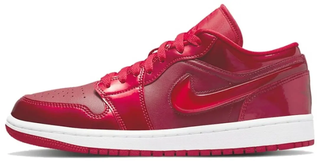 WMNS Nike Air Jordan 1 Low SE