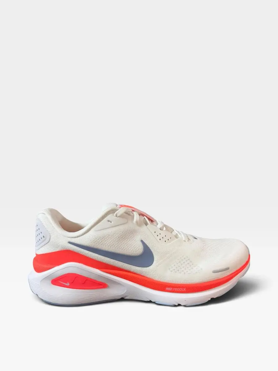 W NIKE STRUCTURE 26