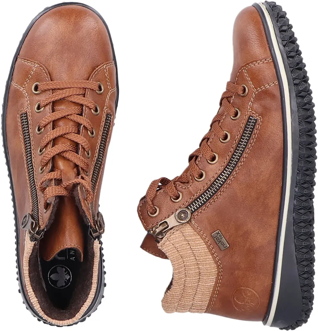 Hoge sneakers met veters