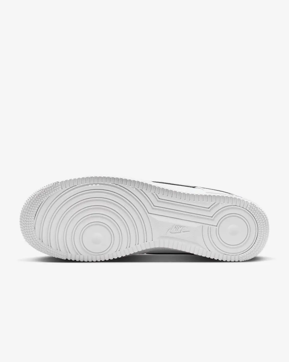Nike Air Force 1 '07 LV8 Sneakers - Maat 45.5 - Wit - afbeelding 3 van 6