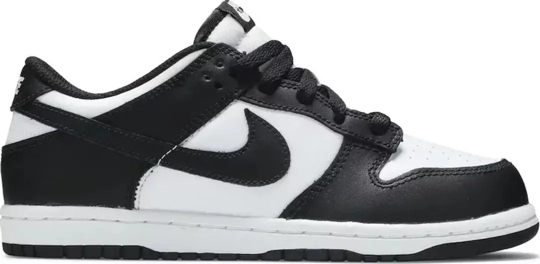 Nike Dunk Low Sneakers