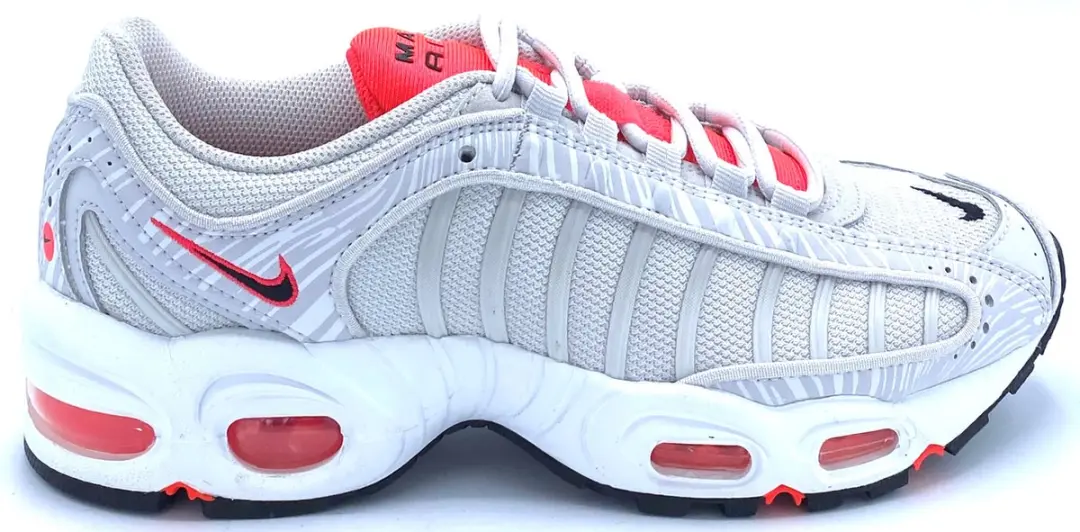 Nike Air Max Tailwind IV- Sneakers Dames- Maat 36.5
