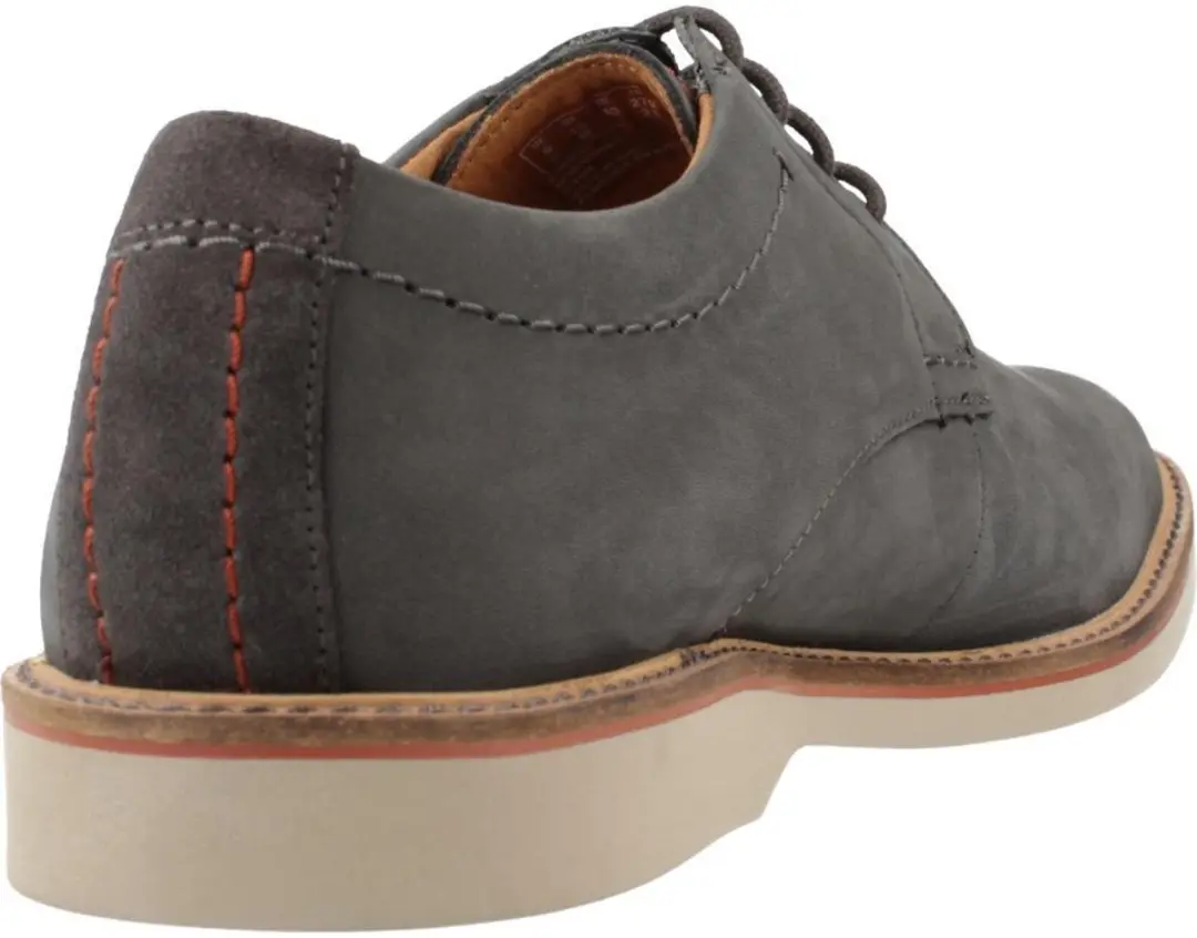 Effen Veterschoenen Met Leren Voering
