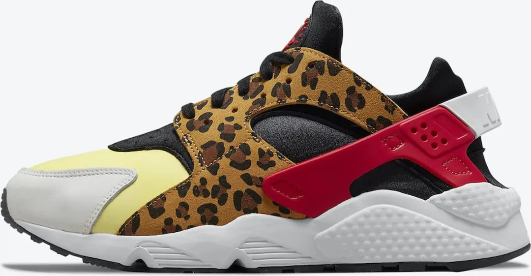 Nike Air Huarache SNKRS Day Lemon Chiffon University Red maat 44