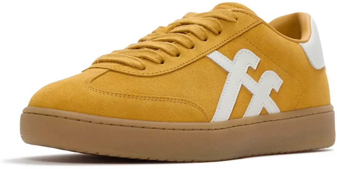 FitFlop FitFlop The Dash T-Toe Suede Sneakers GEEL - Maat 38