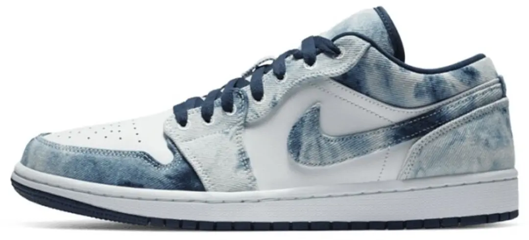 Air Jordan 1 Low SE 'Washed Denim' maat 42