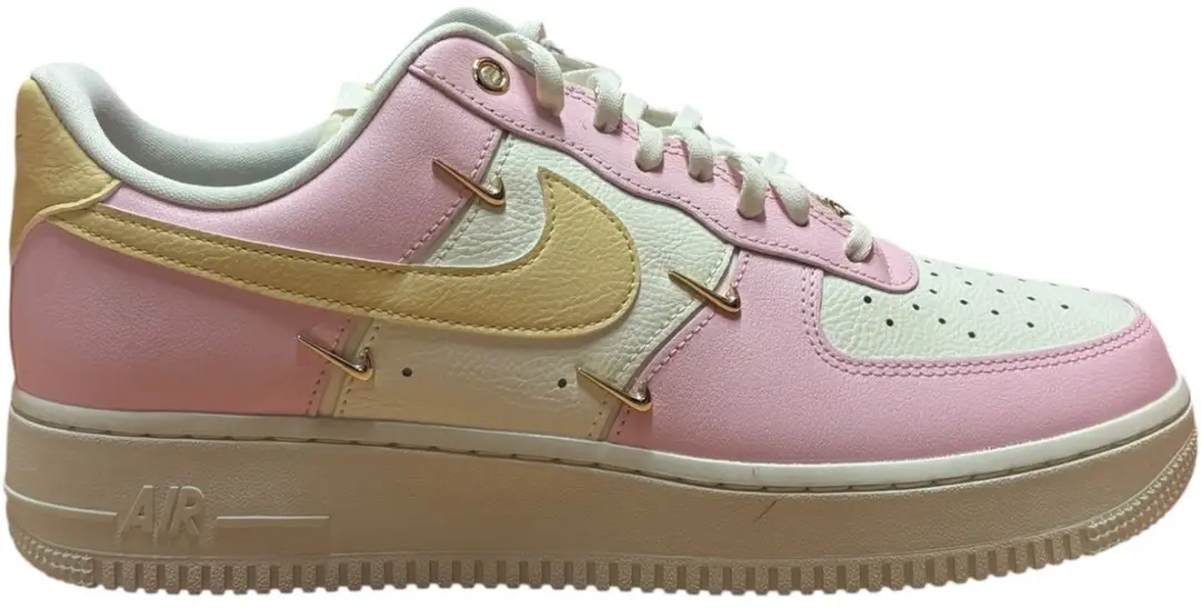 Nike Air Force 1 '07 LX 'Pink Foam' (Women's) maat 44.5