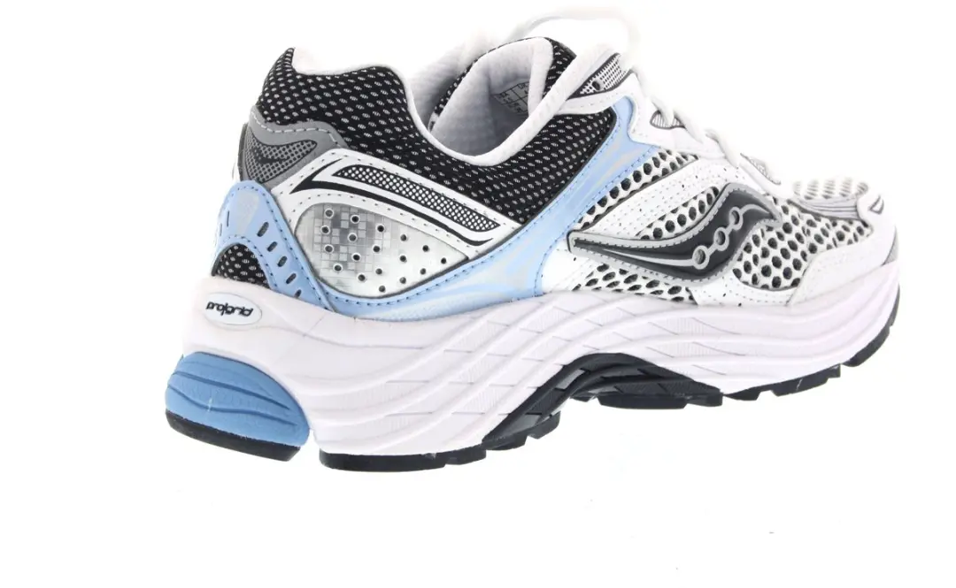 Saucony Progrid Omni 9 Sneakers - Lichtblauw