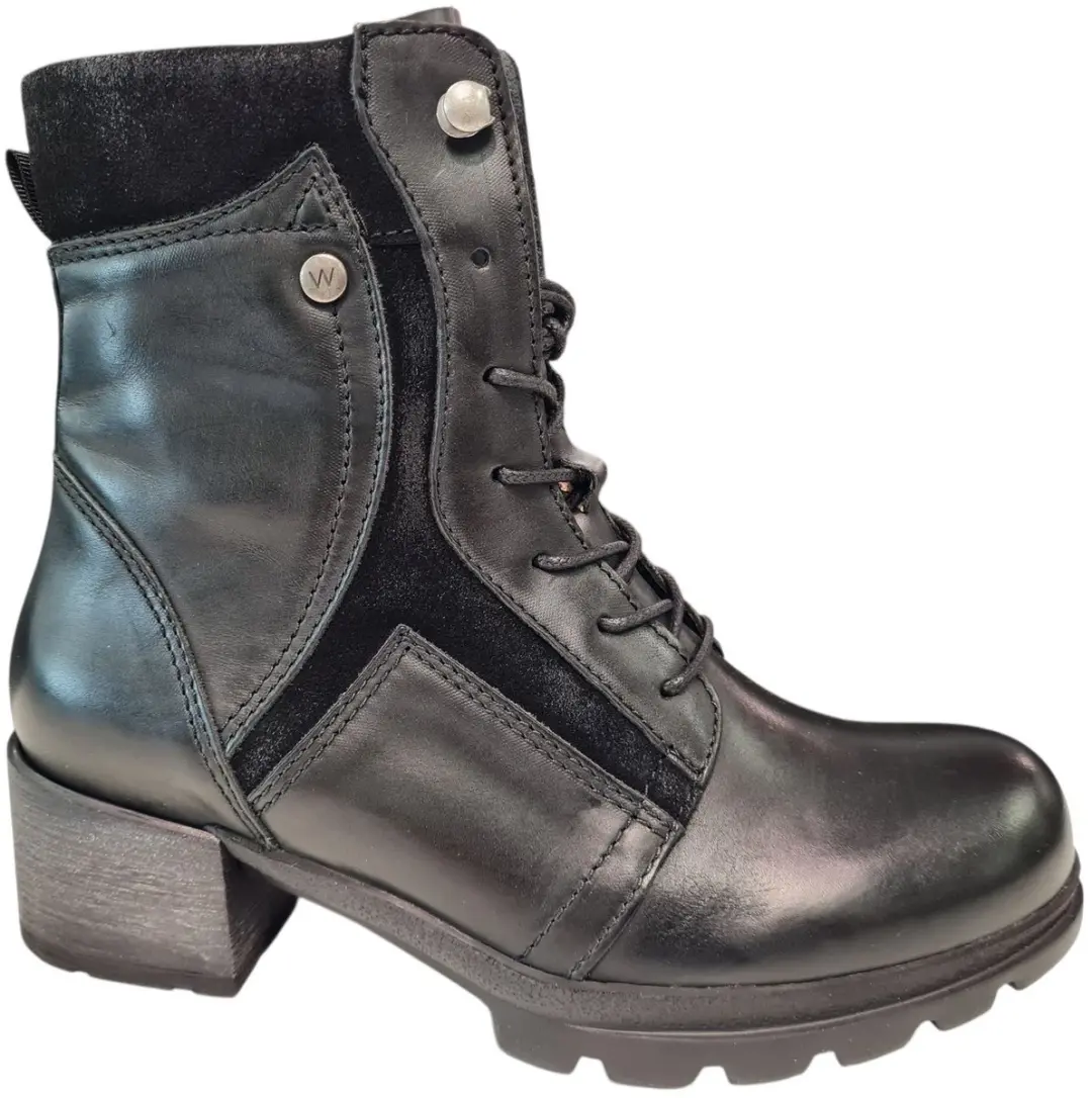 Wolky 0610030 000 Zwarte Leren Veterboots Dames