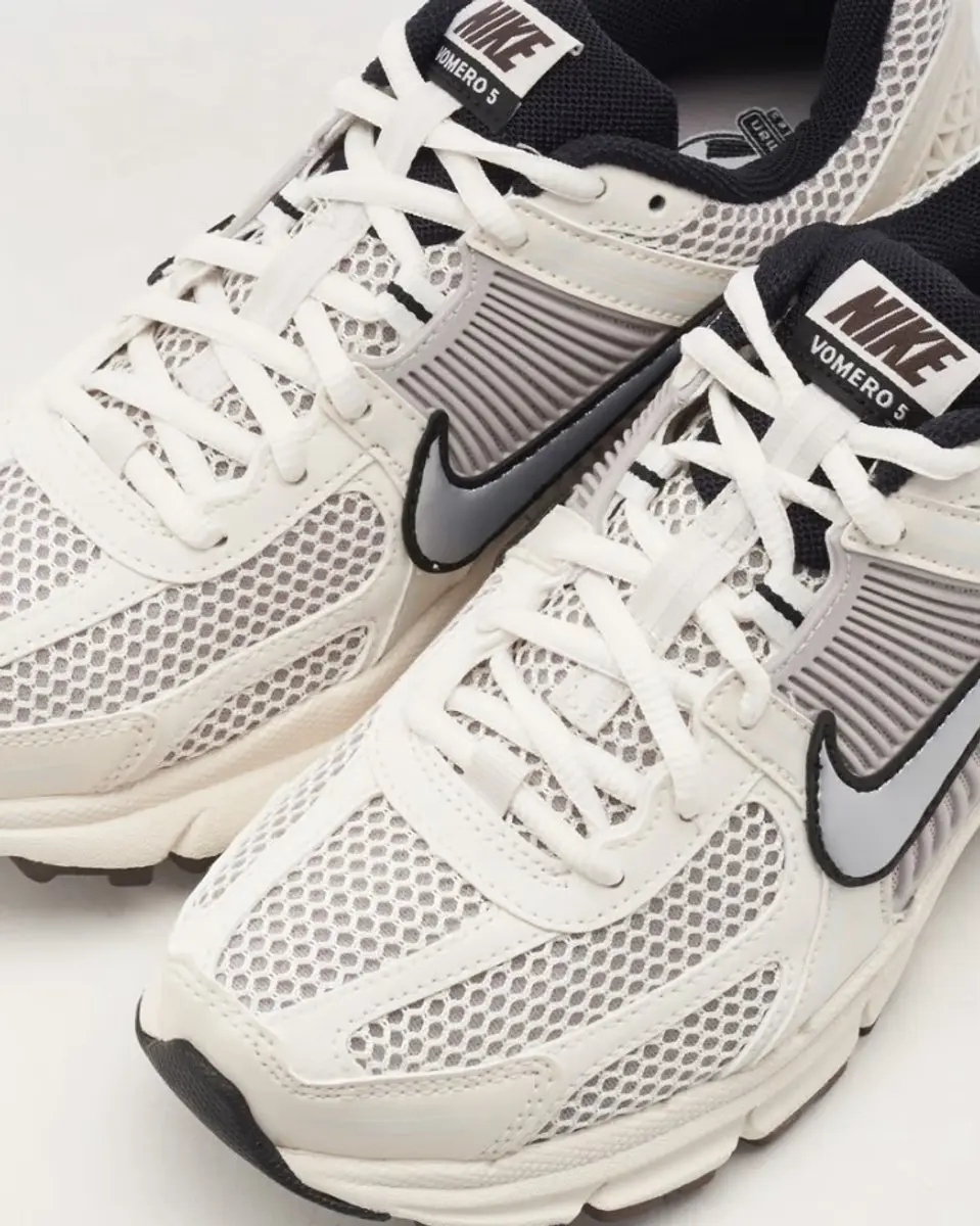 Nike Zoom Vomero 5 FJ2028-001 Sneakers - 43 - afbeelding 2 van 6